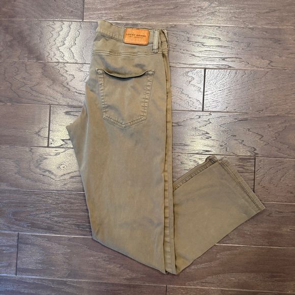 Lucky Brand Men’s 410 Athletic Slim Jeans Khaki Tan W31 L32 - Picture 1 of 5